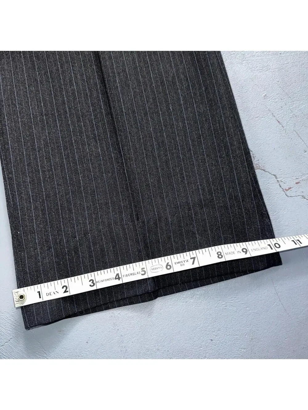 VTG Botany 500 Couture 42 USA MADE 2Pc Black/Gray Pinstriped Wool Suit
